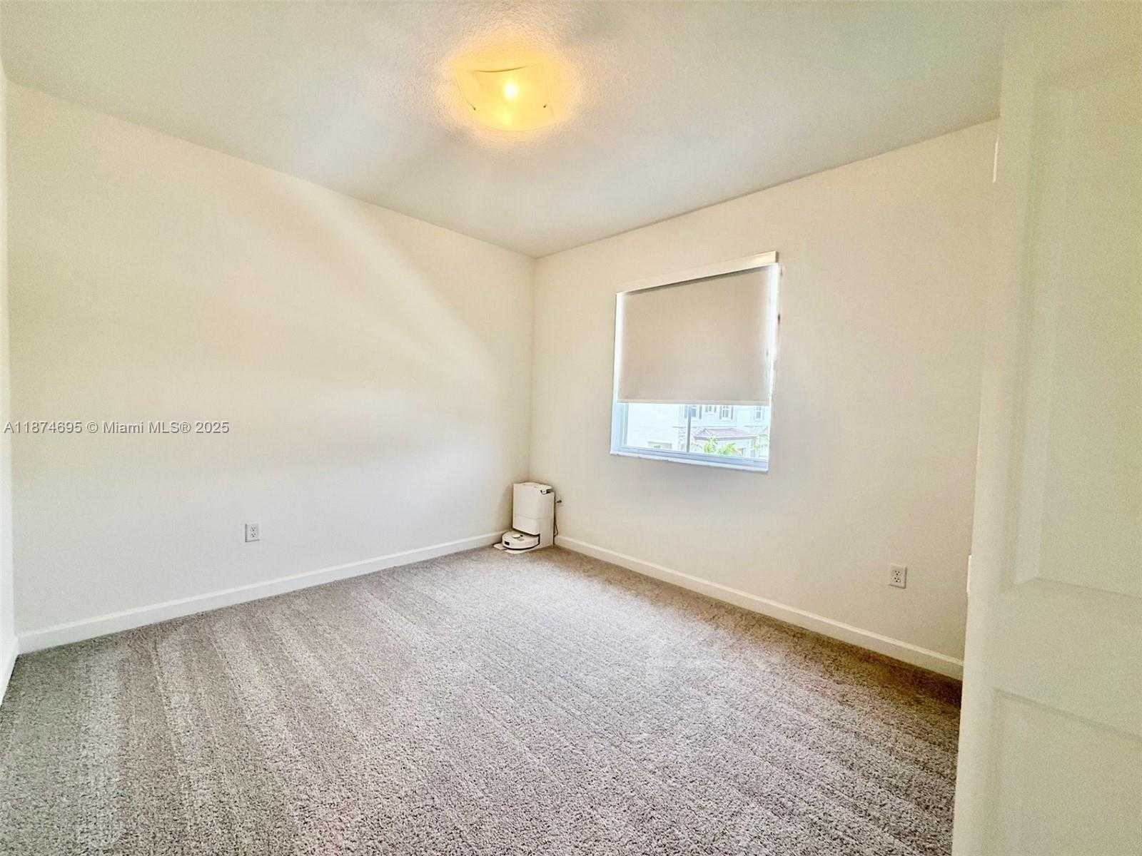 Small Image of 2600 SOUTH EAST 25TH CT, Homestead Number 44