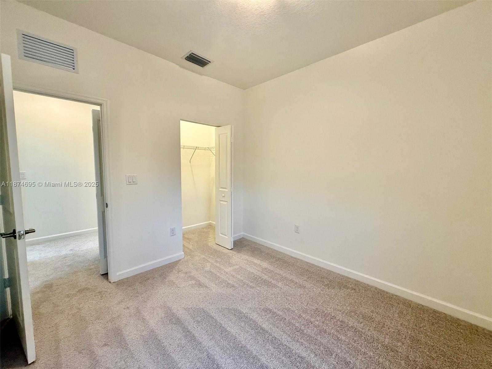 Small Image of 2600 SOUTH EAST 25TH CT, Homestead Number 47
