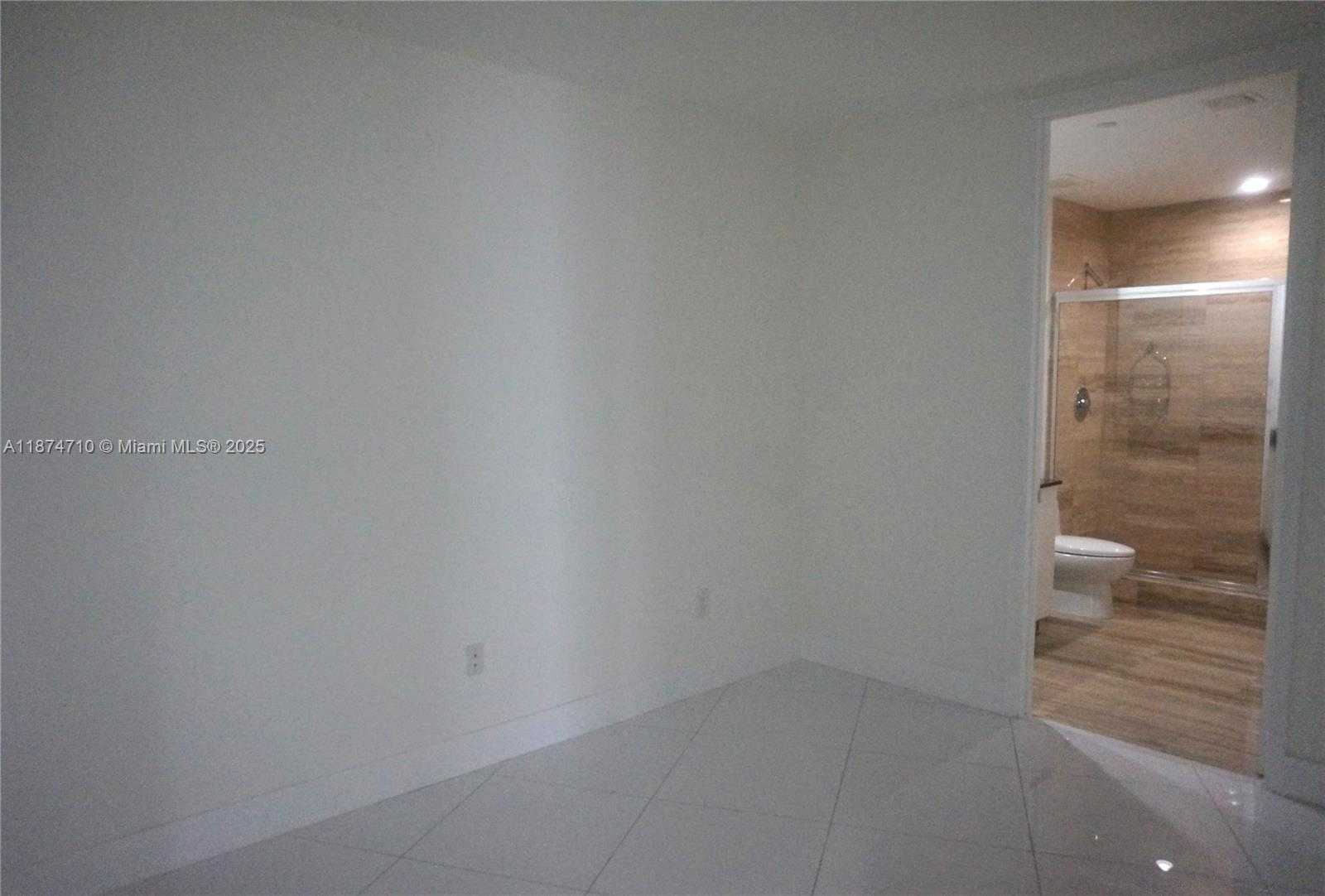 Small Image of 15811 COLLINS AVE #2407, Sunny Isles Beach Number 22