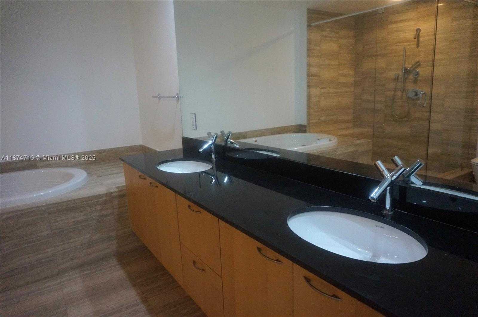 Small Image of 15811 COLLINS AVE #2407, Sunny Isles Beach Number 27