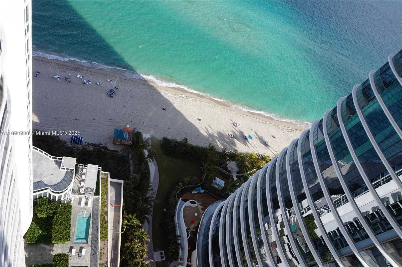 Small Image of 15811 COLLINS AVE #2407, Sunny Isles Beach Number 5