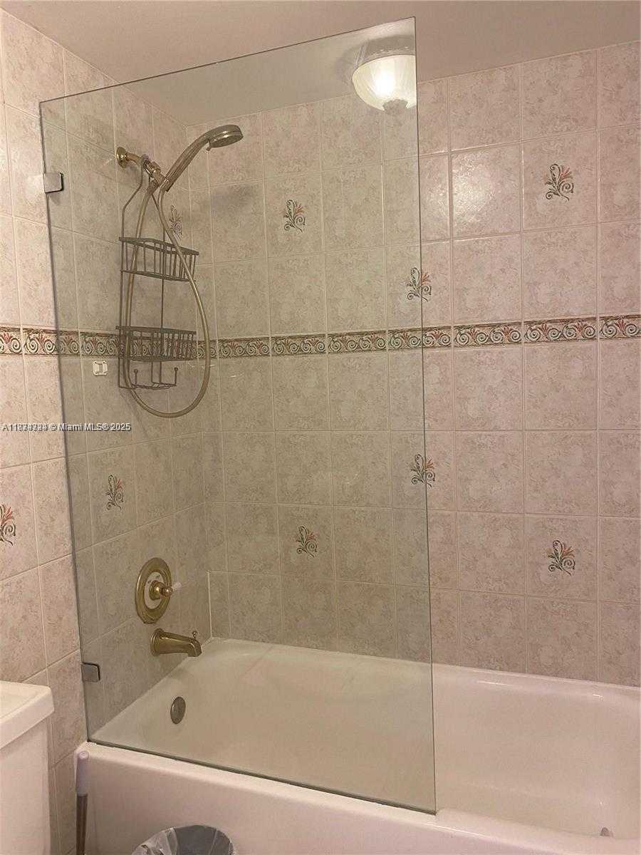 Small Image of 3725 SOUTH OCEAN DR #1410, Hollywood Number 14