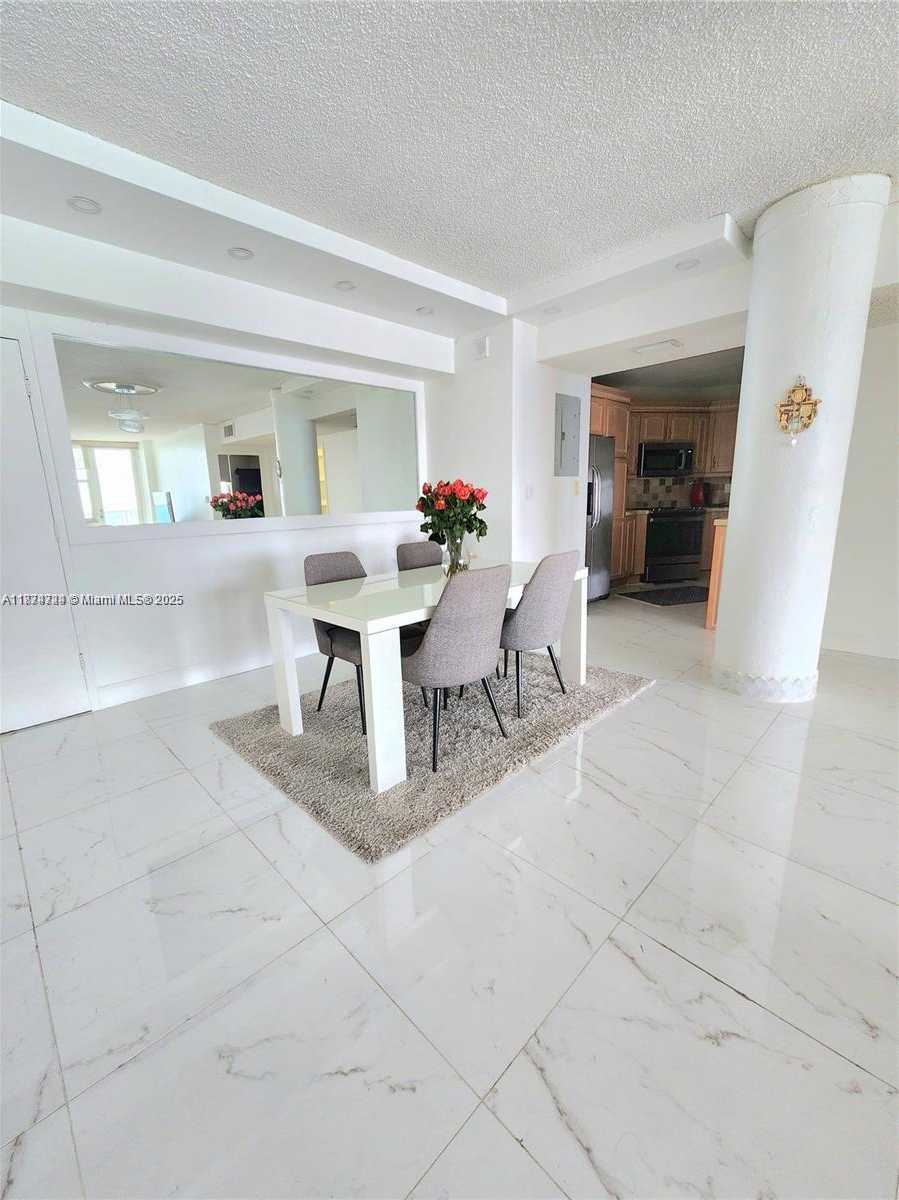Small Image of 3725 SOUTH OCEAN DR #1410, Hollywood Number 5