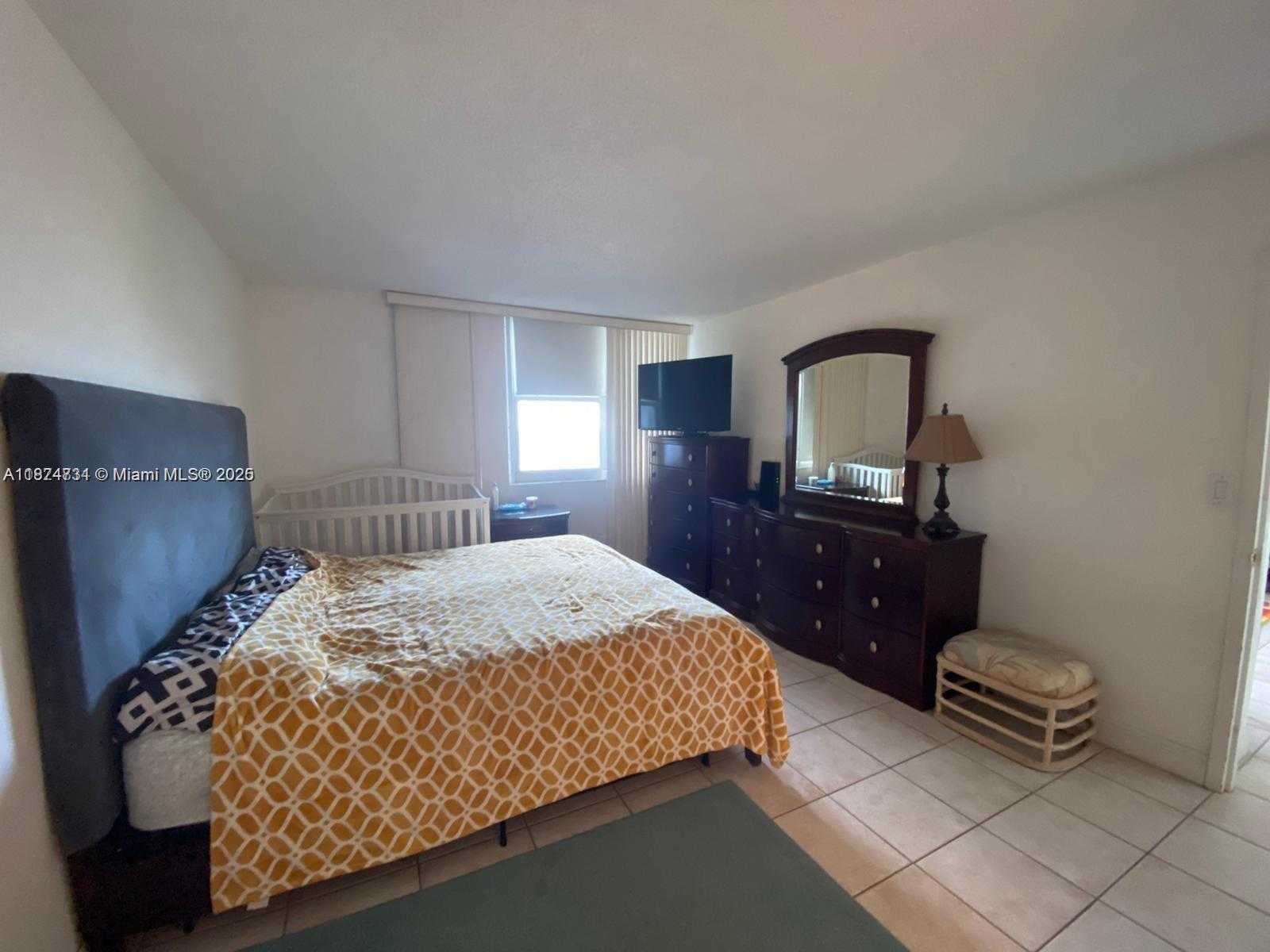 Small Image of 2030 SOUTH OCEAN DR #617, Hallandale Beach Number 8