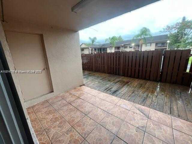Small Image of 11295 SOUTH WEST 88TH ST #M109, Miami Number 4