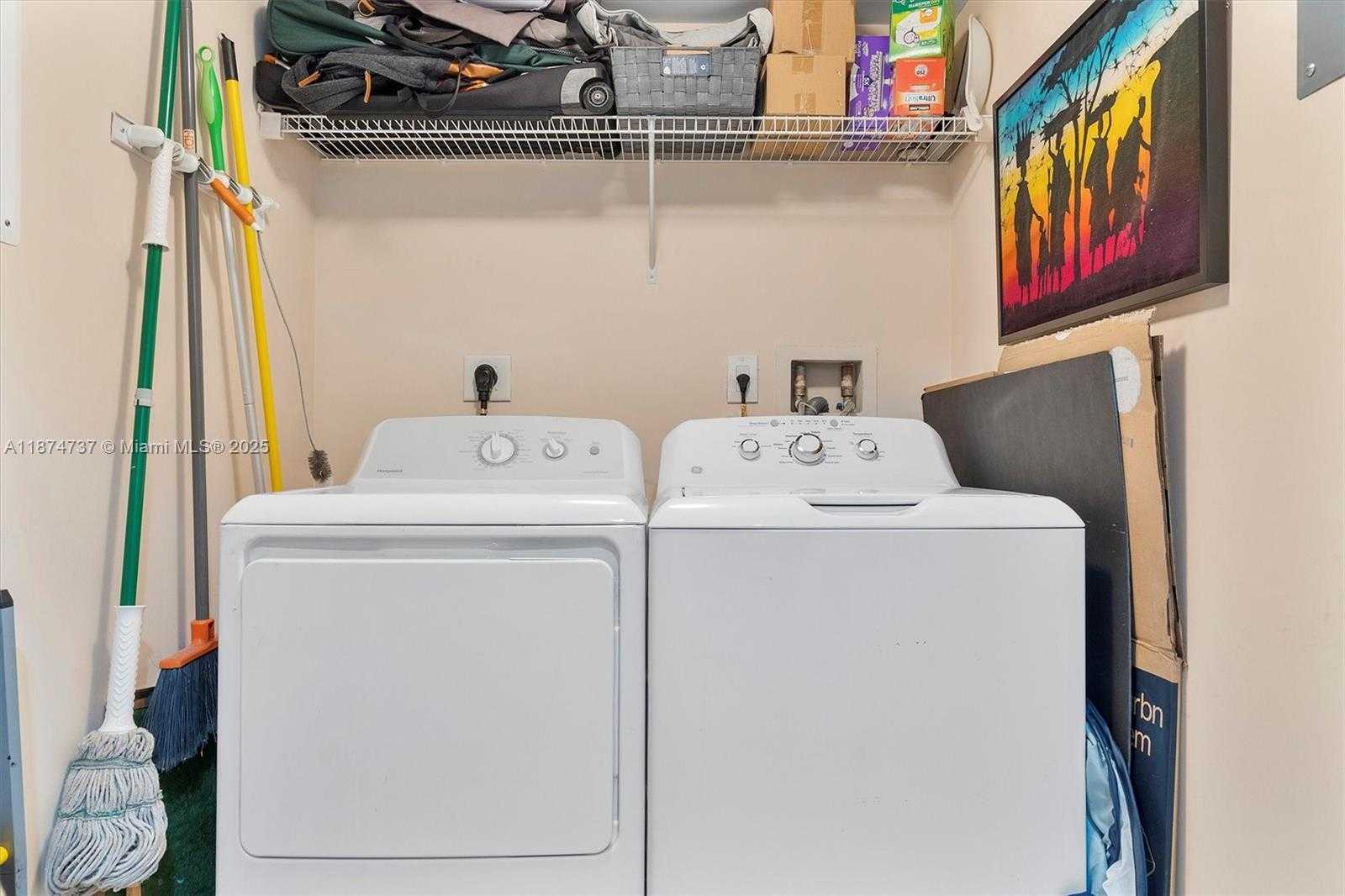 Small Image of 1250 SOUTH MIAMI AVE #3201, Miami Number 18