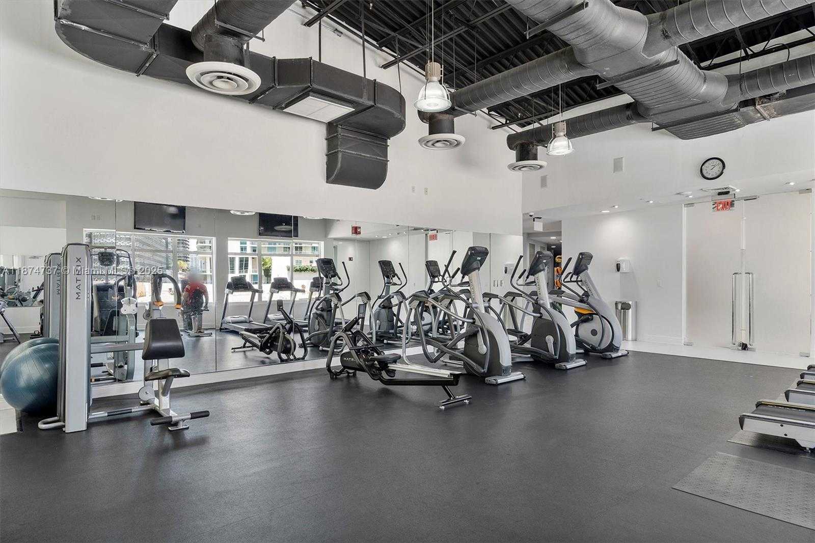 Small Image of 1250 SOUTH MIAMI AVE #3201, Miami Number 31