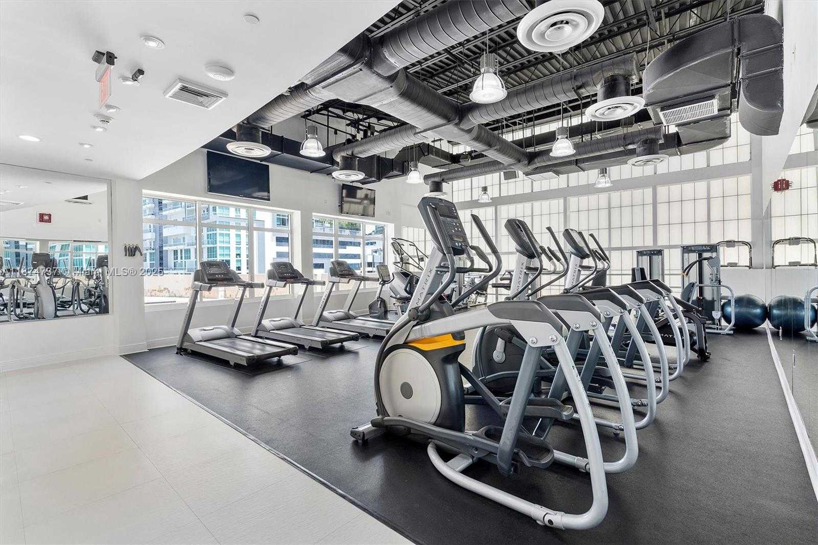 Small Image of 1250 SOUTH MIAMI AVE #3201, Miami Number 35