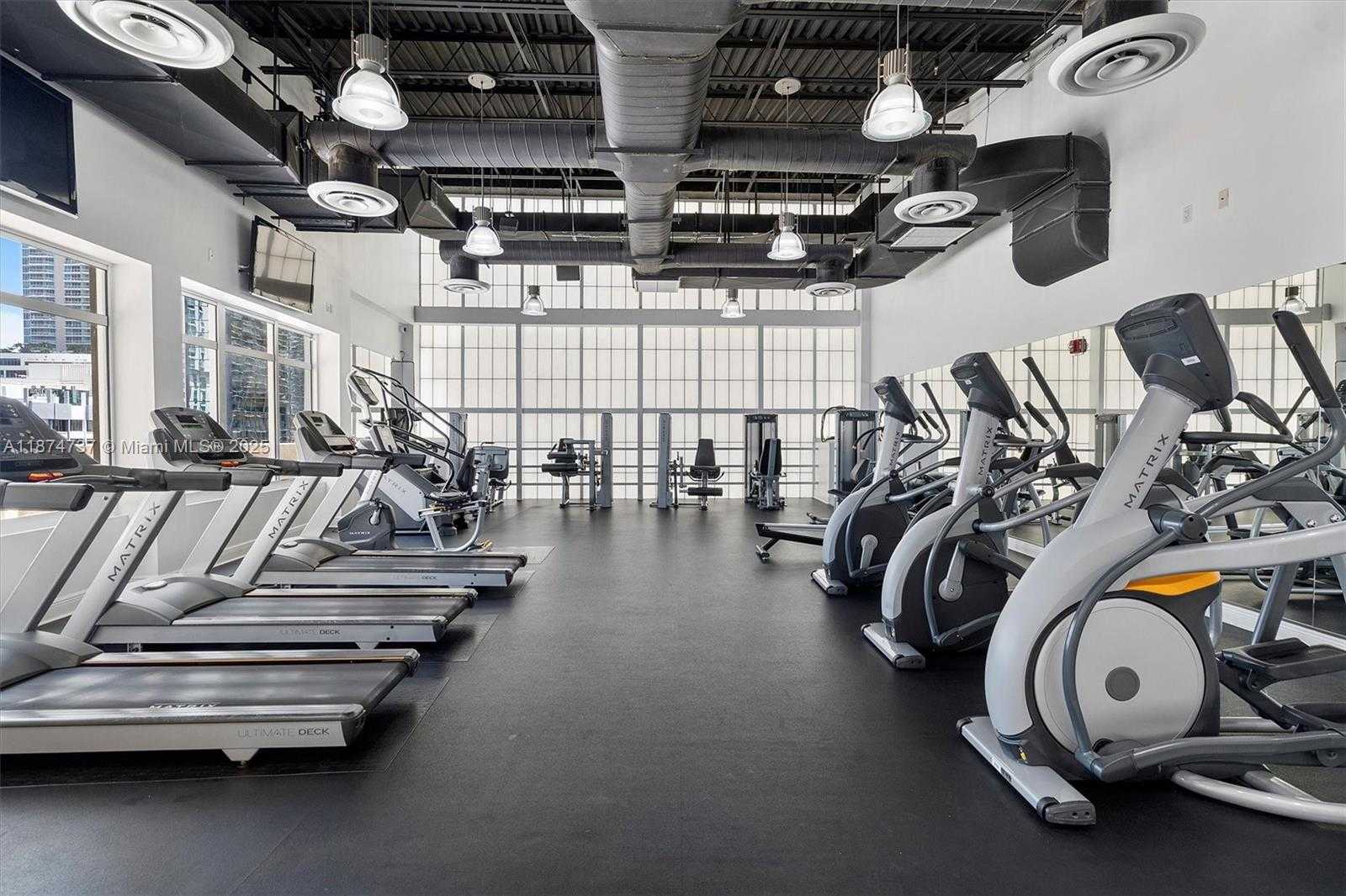 Small Image of 1250 SOUTH MIAMI AVE #3201, Miami Number 36