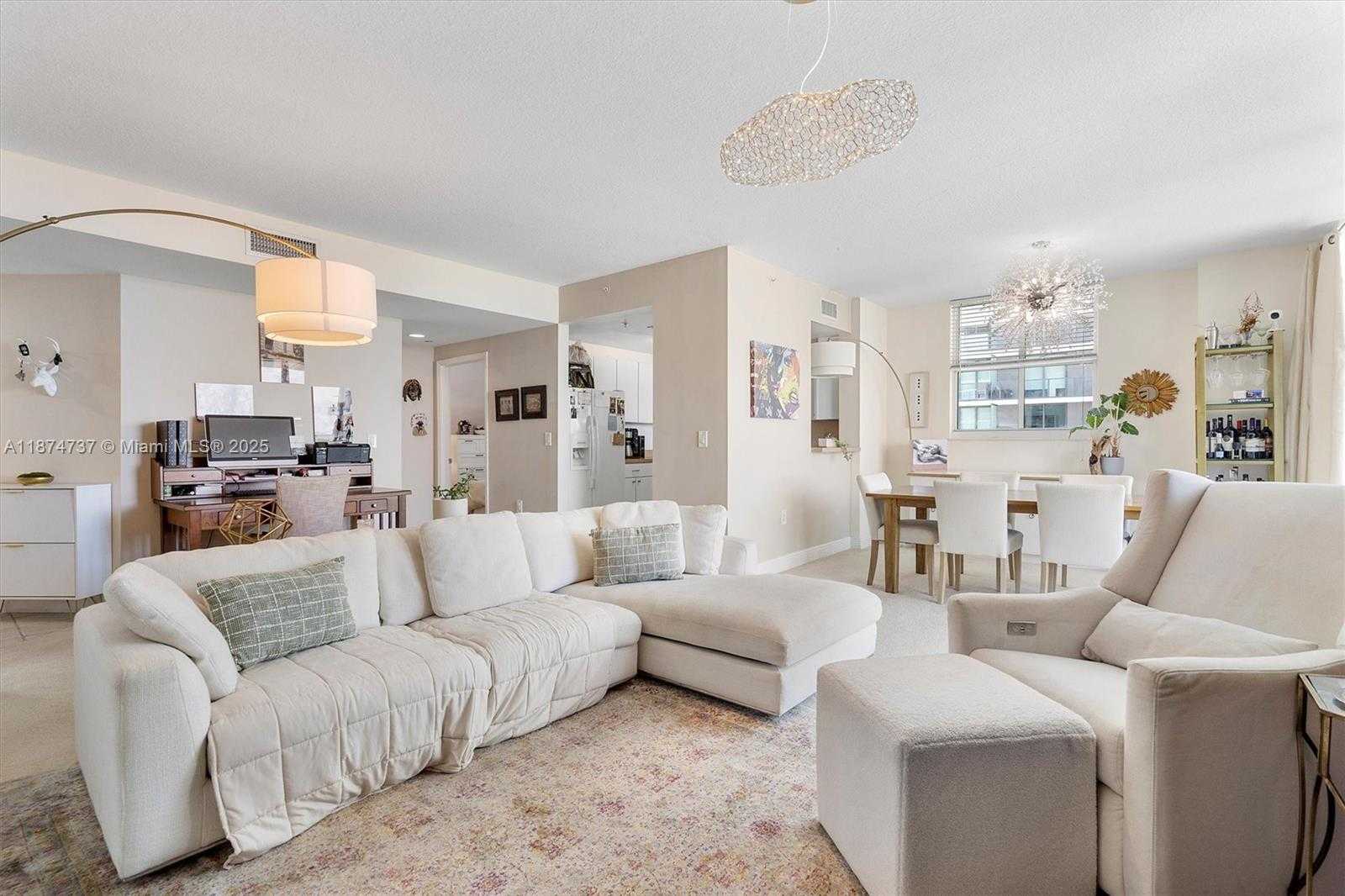 Small Image of 1250 SOUTH MIAMI AVE #3201, Miami Number 6