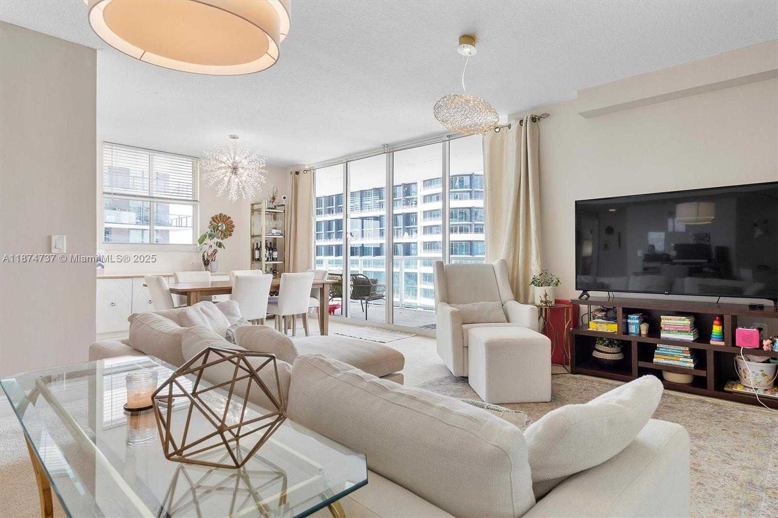 Small Image of 1250 SOUTH MIAMI AVE #3201, Miami Number 8