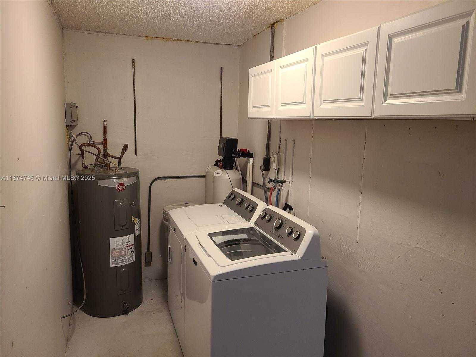 Small Image of 4751 NORTH WEST 12TH DR, Deerfield Beach Number 16