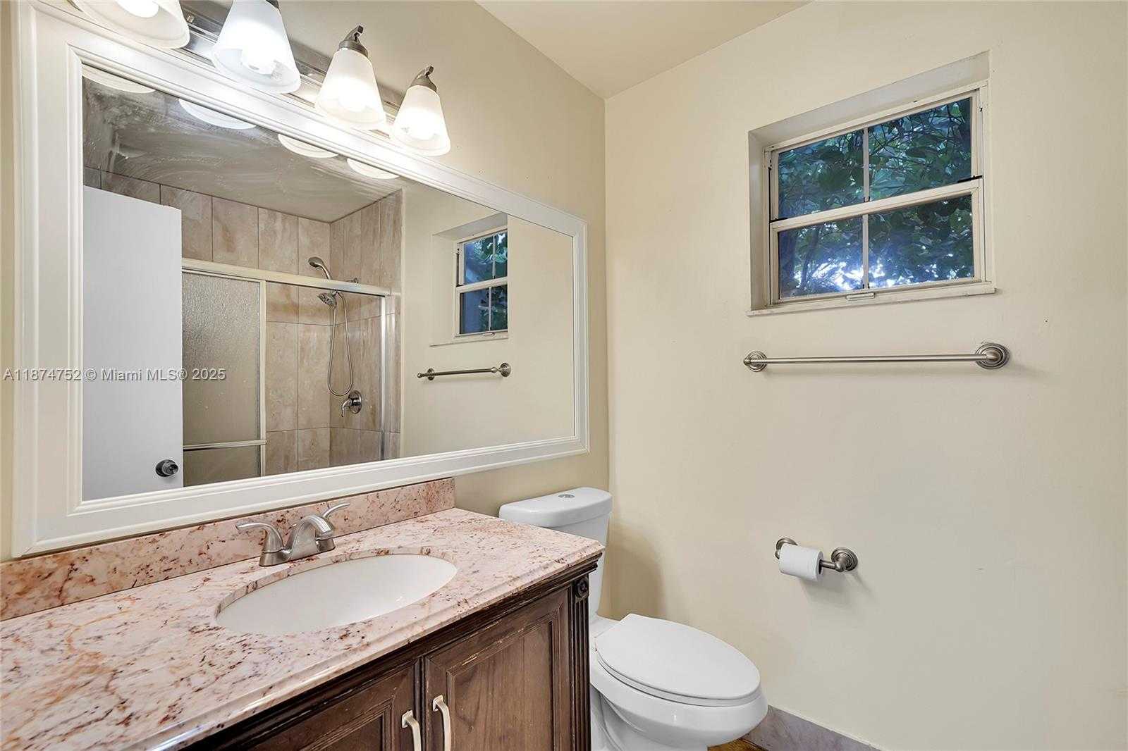 Small Image of 815 NORTH WEST 98TH AVE, Plantation Number 12