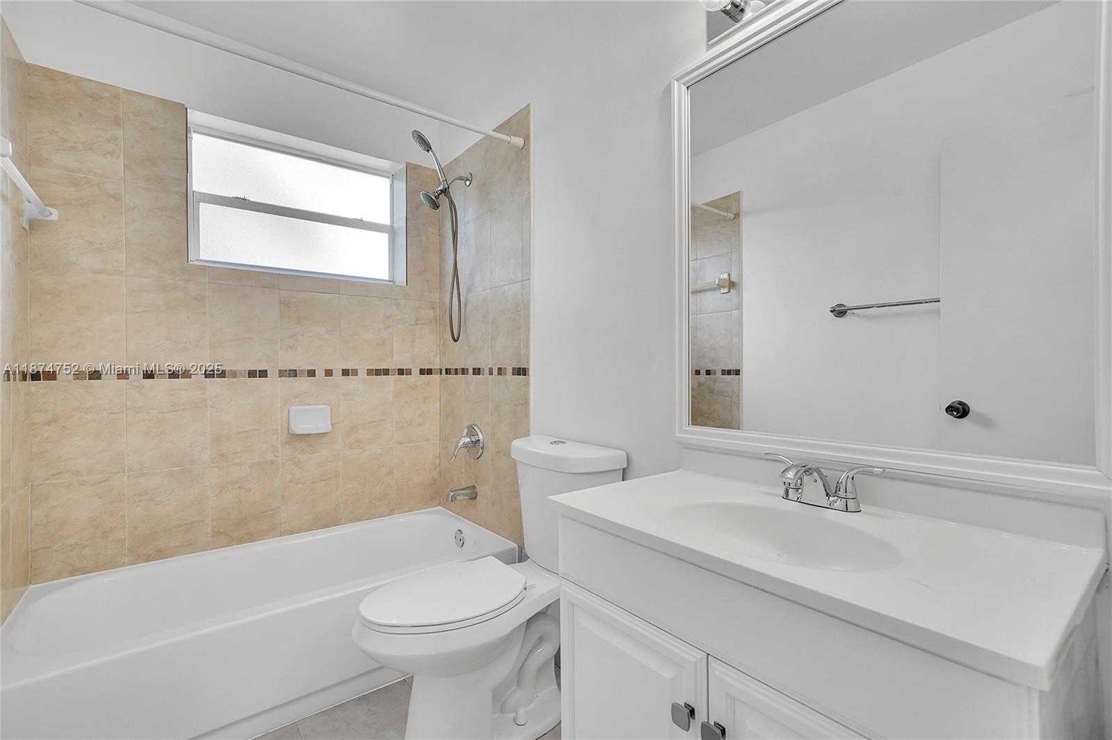 Small Image of 815 NORTH WEST 98TH AVE, Plantation Number 17