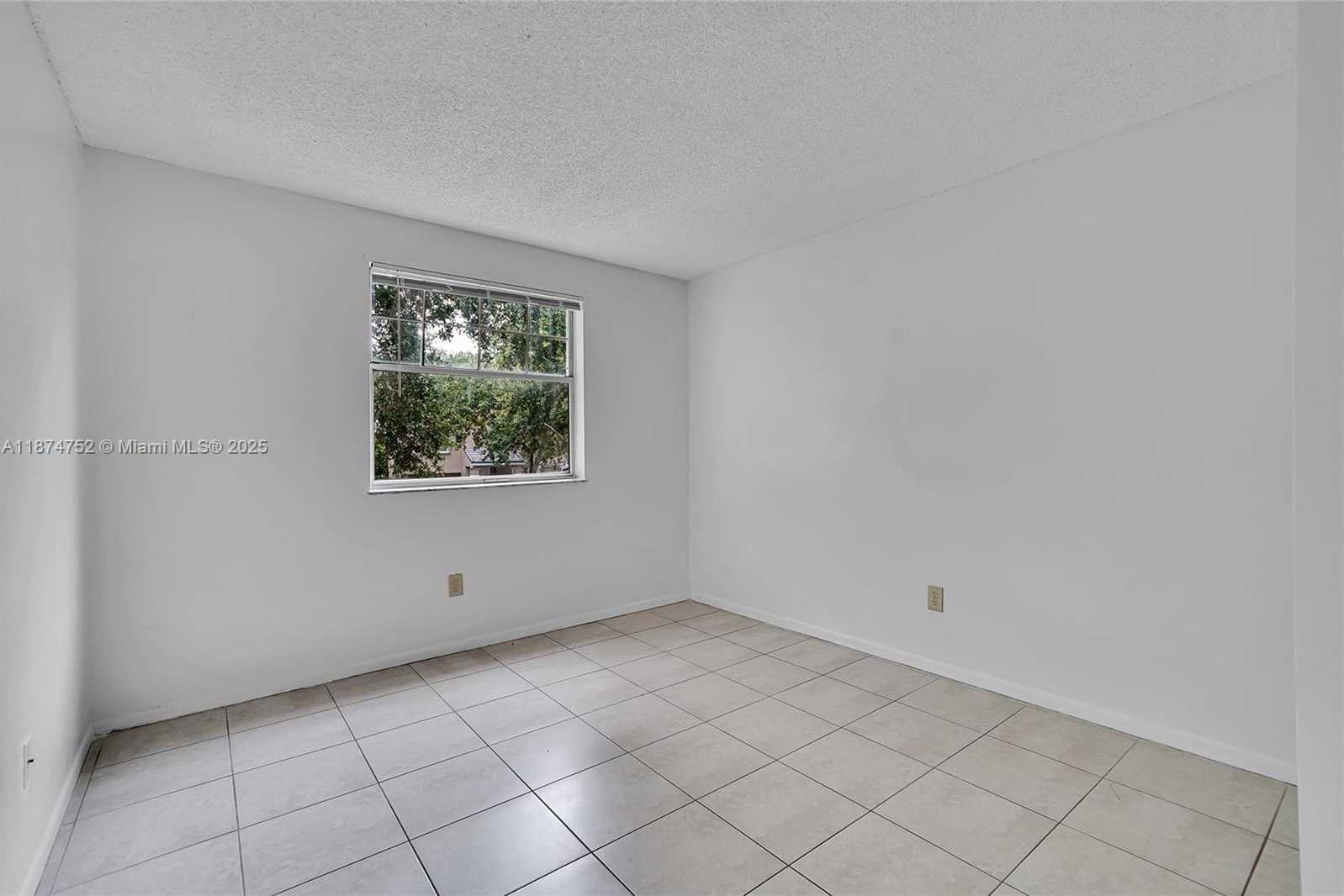 Small Image of 815 NORTH WEST 98TH AVE, Plantation Number 21