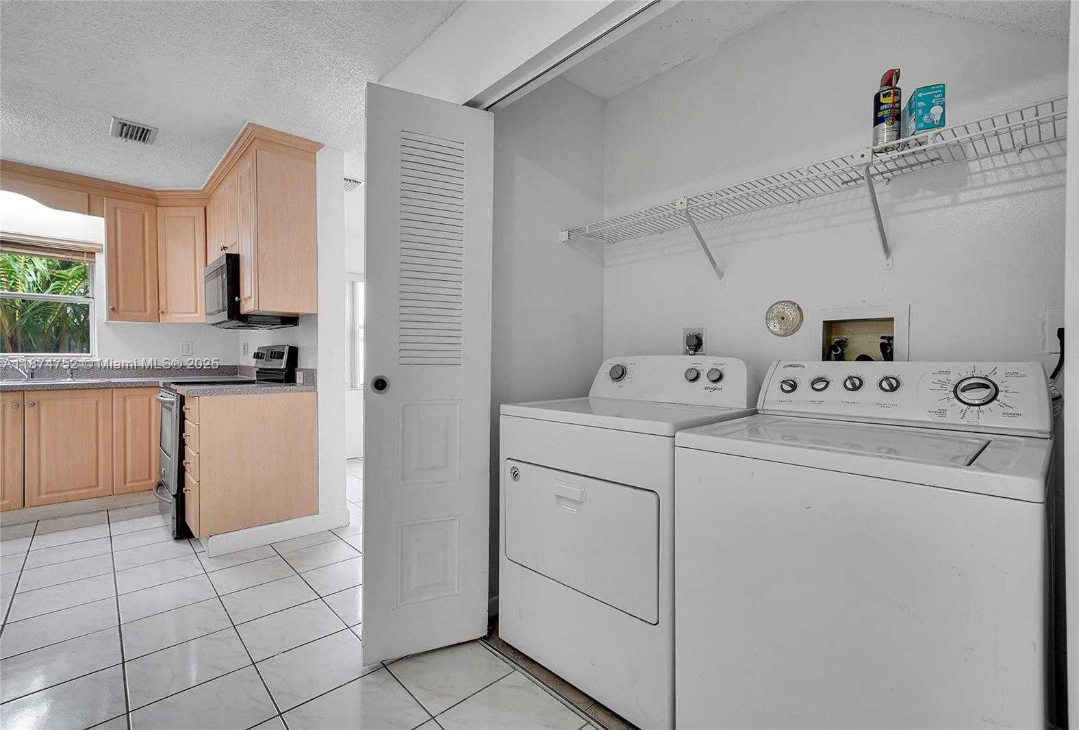 Small Image of 815 NORTH WEST 98TH AVE, Plantation Number 24