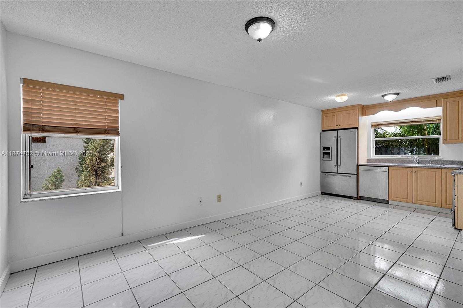 Small Image of 815 NORTH WEST 98TH AVE, Plantation Number 8