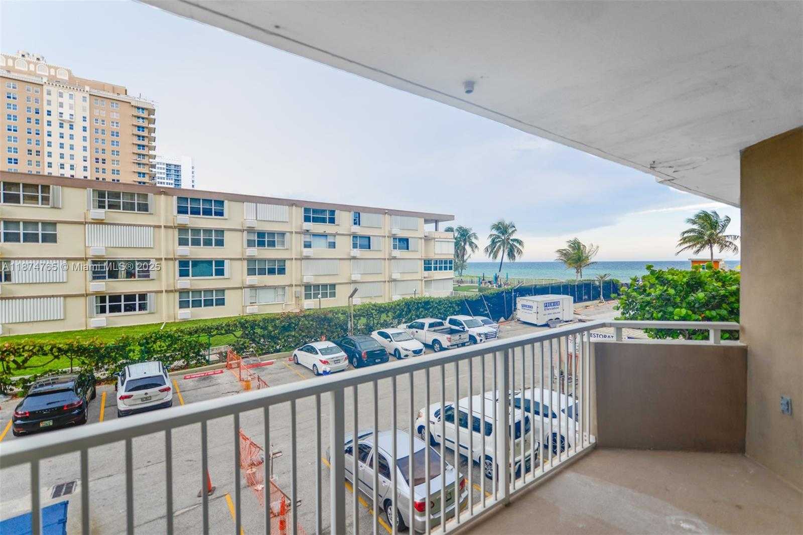 Small Image of 1950 SOUTH OCEAN DR #MH, Hallandale Beach Number 6