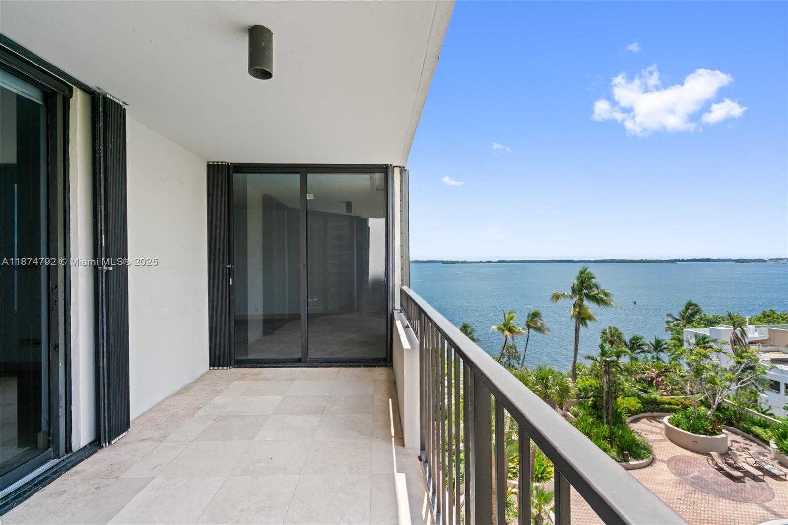 Small Image of 520 BRICKELL KEY DR #A705, Miami Number 15