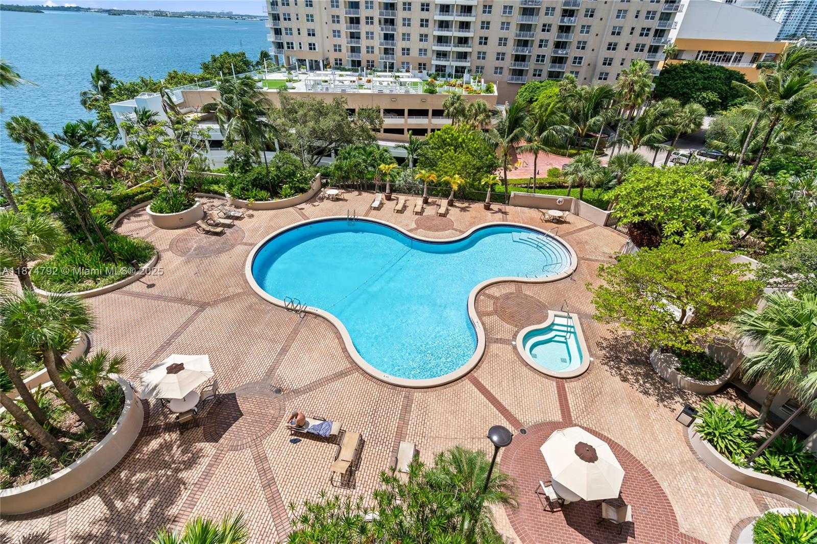 Small Image of 520 BRICKELL KEY DR #A705, Miami Number 28