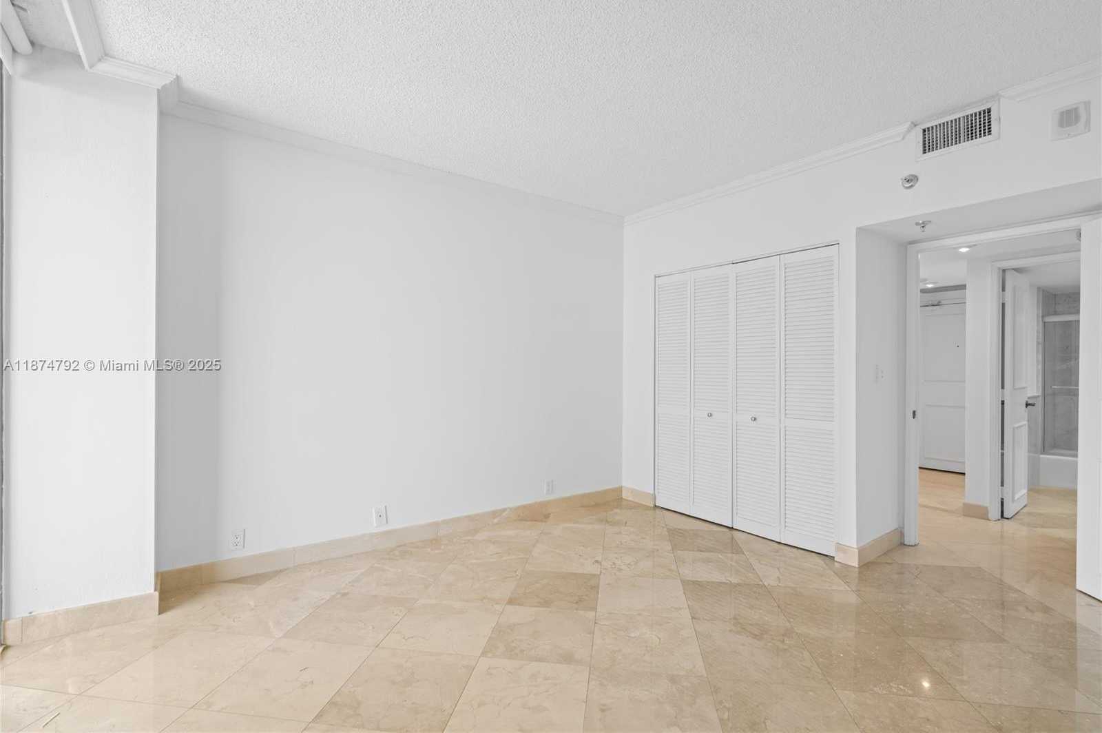 Small Image of 520 BRICKELL KEY DR #A705, Miami Number 44