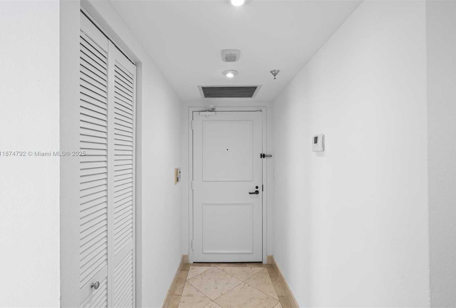 Small Image of 520 BRICKELL KEY DR #A705, Miami Number 61