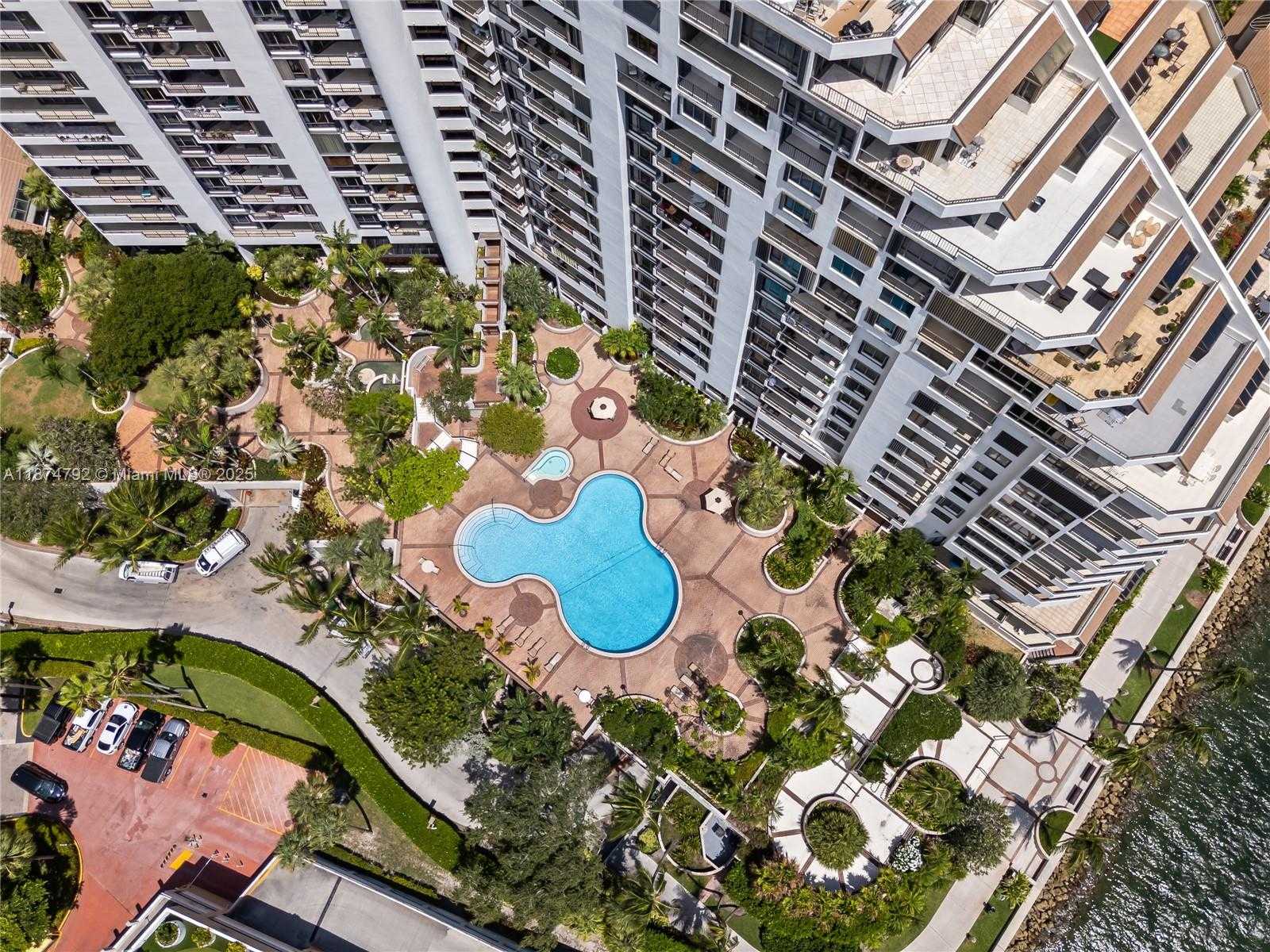 Small Image of 520 BRICKELL KEY DR #A705, Miami Number 63