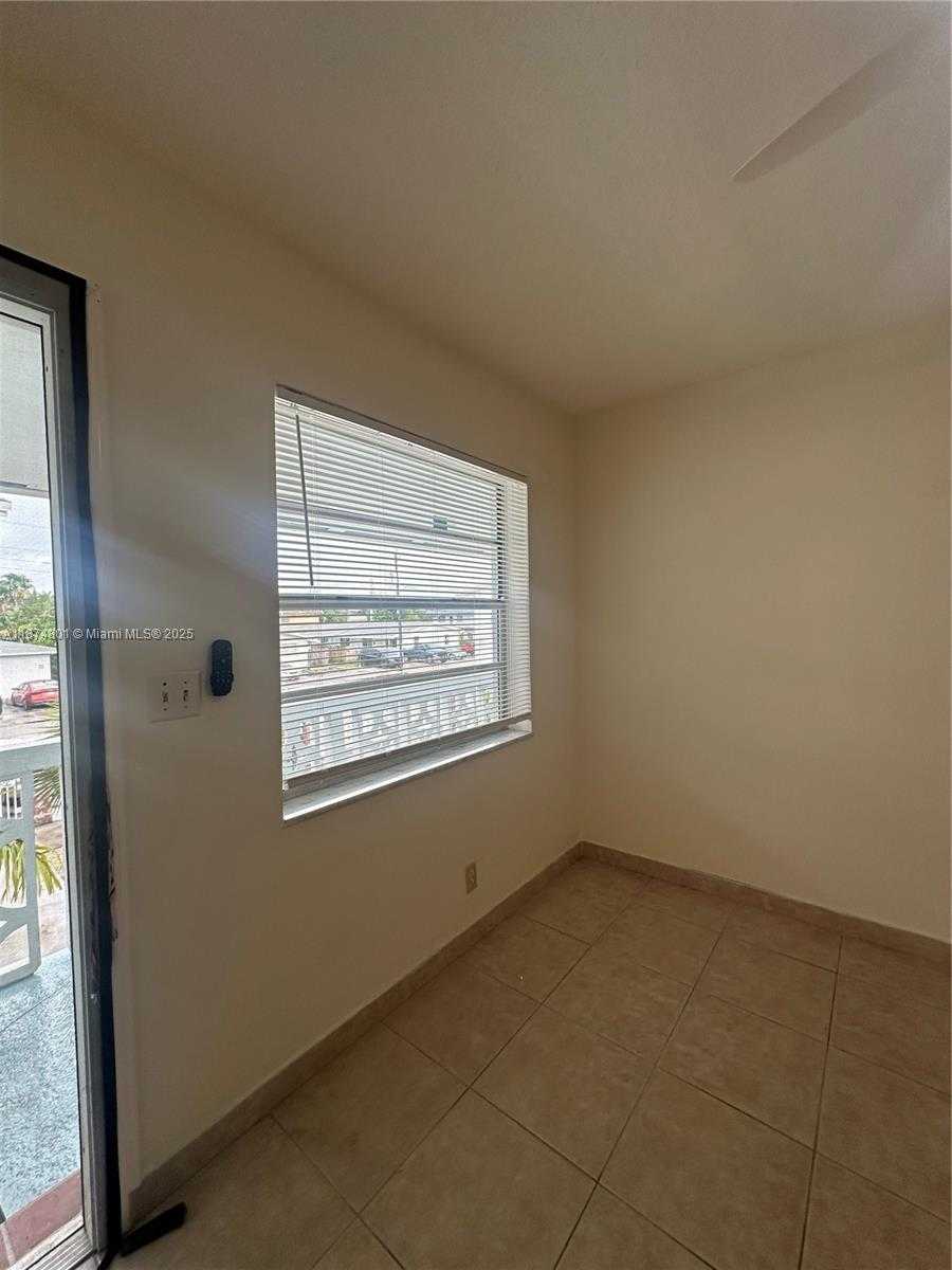 Small Image of 400 SOUTH EAST 3RD AVE #203, Hallandale Beach Number 2