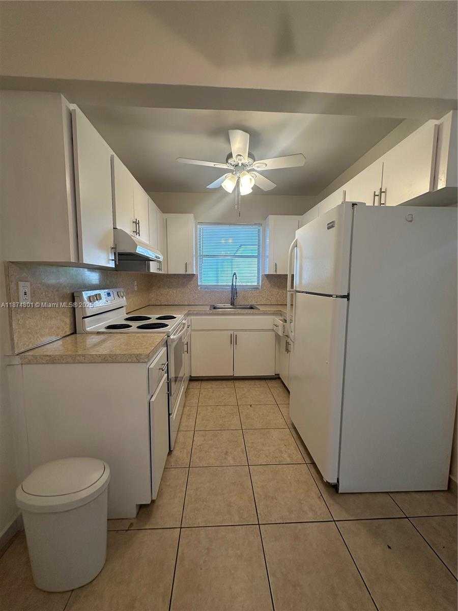 Small Image of 400 SOUTH EAST 3RD AVE #203, Hallandale Beach Number 5