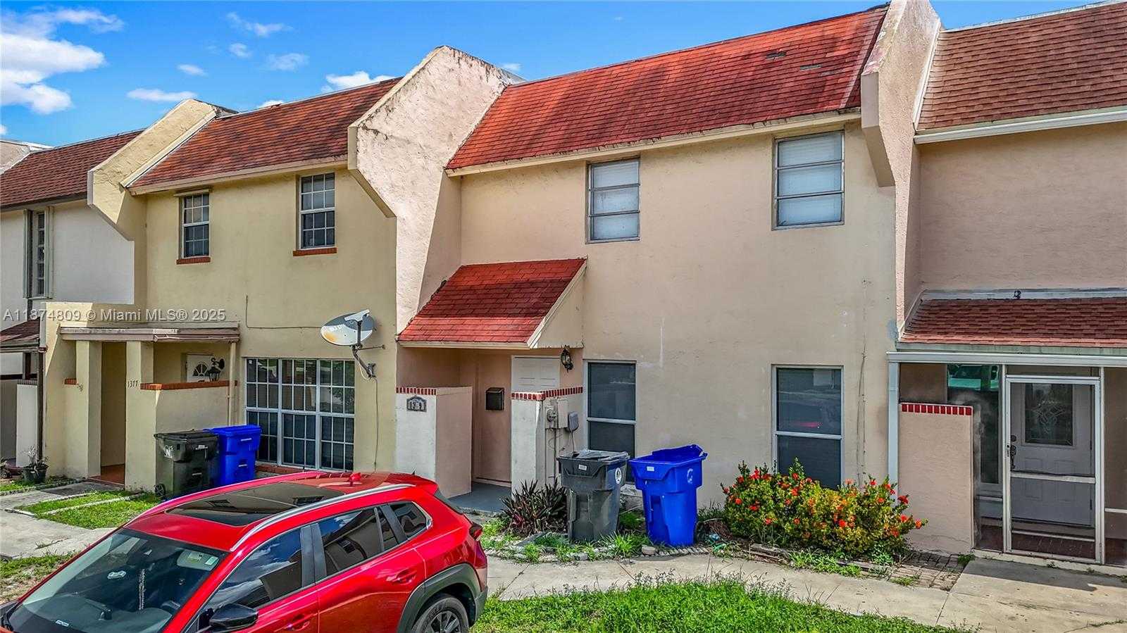 Small Image of 1379 SEAVIEW, North Lauderdale Number 10