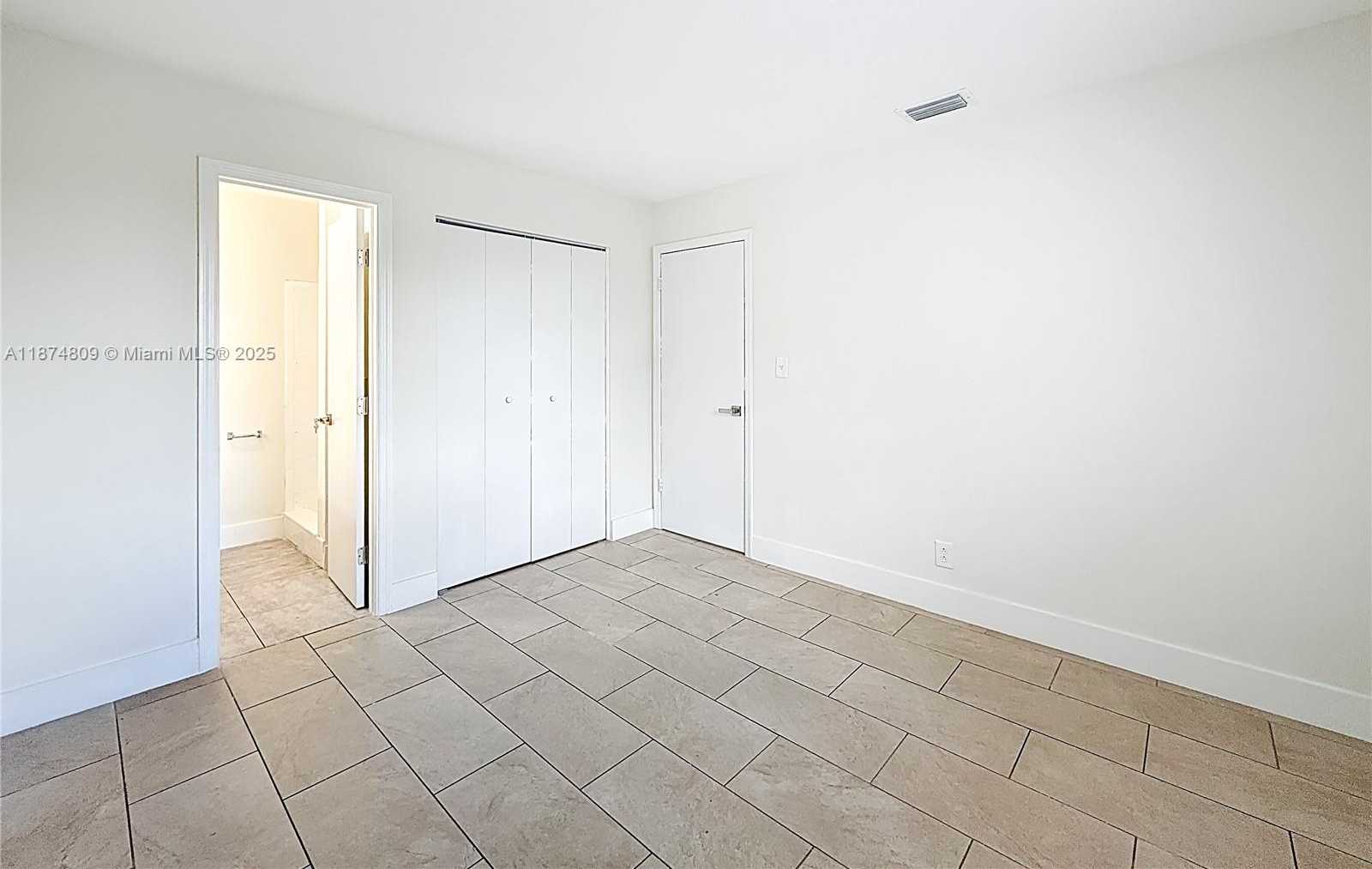 Small Image of 1379 SEAVIEW, North Lauderdale Number 48