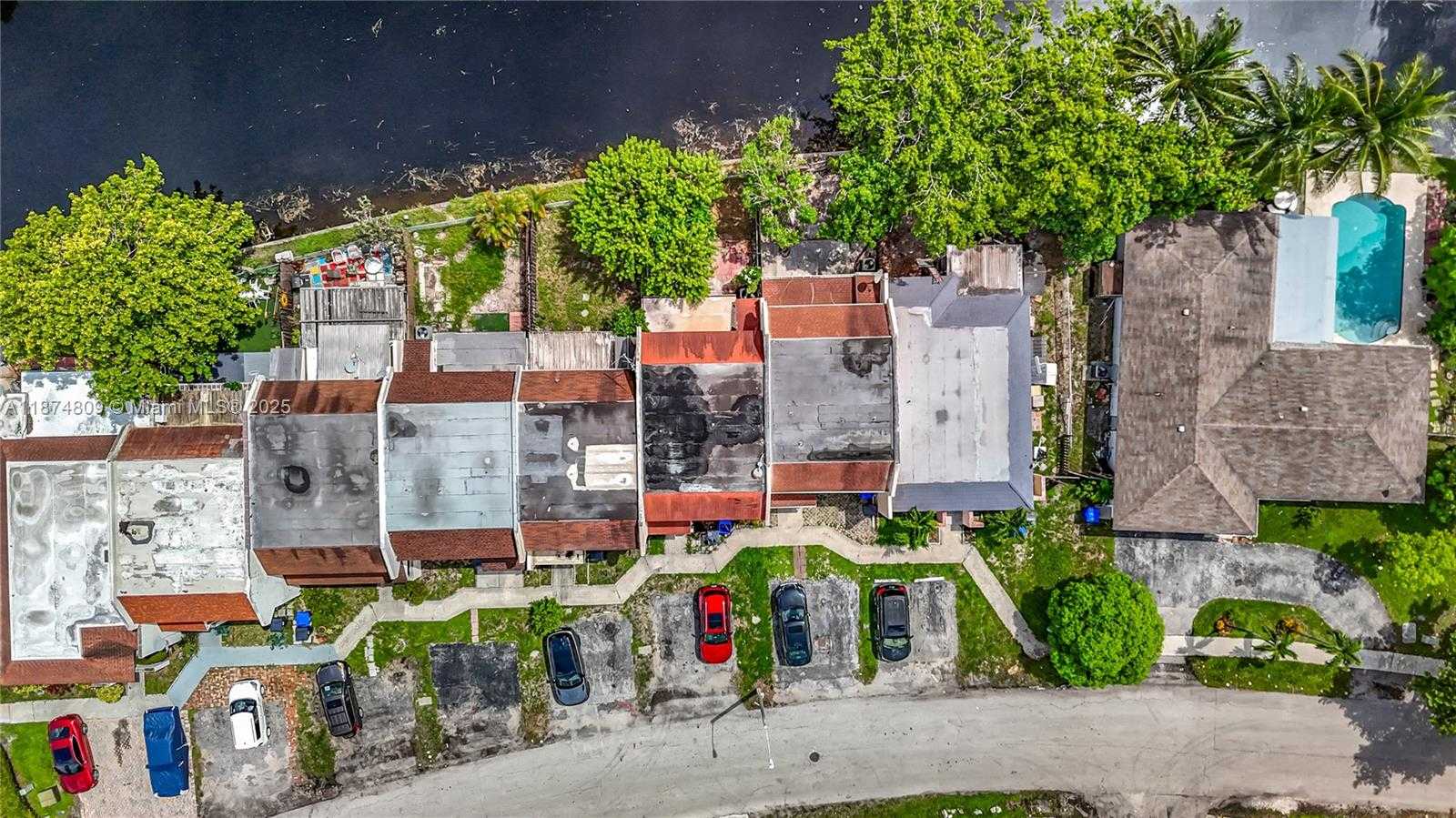 Small Image of 1379 SEAVIEW, North Lauderdale Number 63