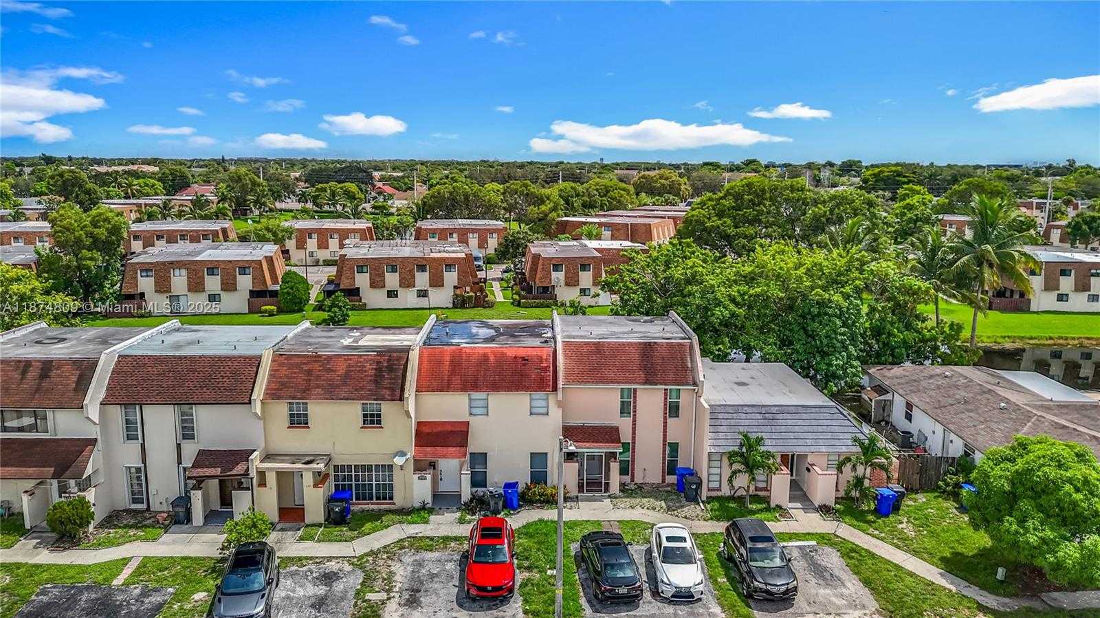 Small Image of 1379 SEAVIEW, North Lauderdale Number 7