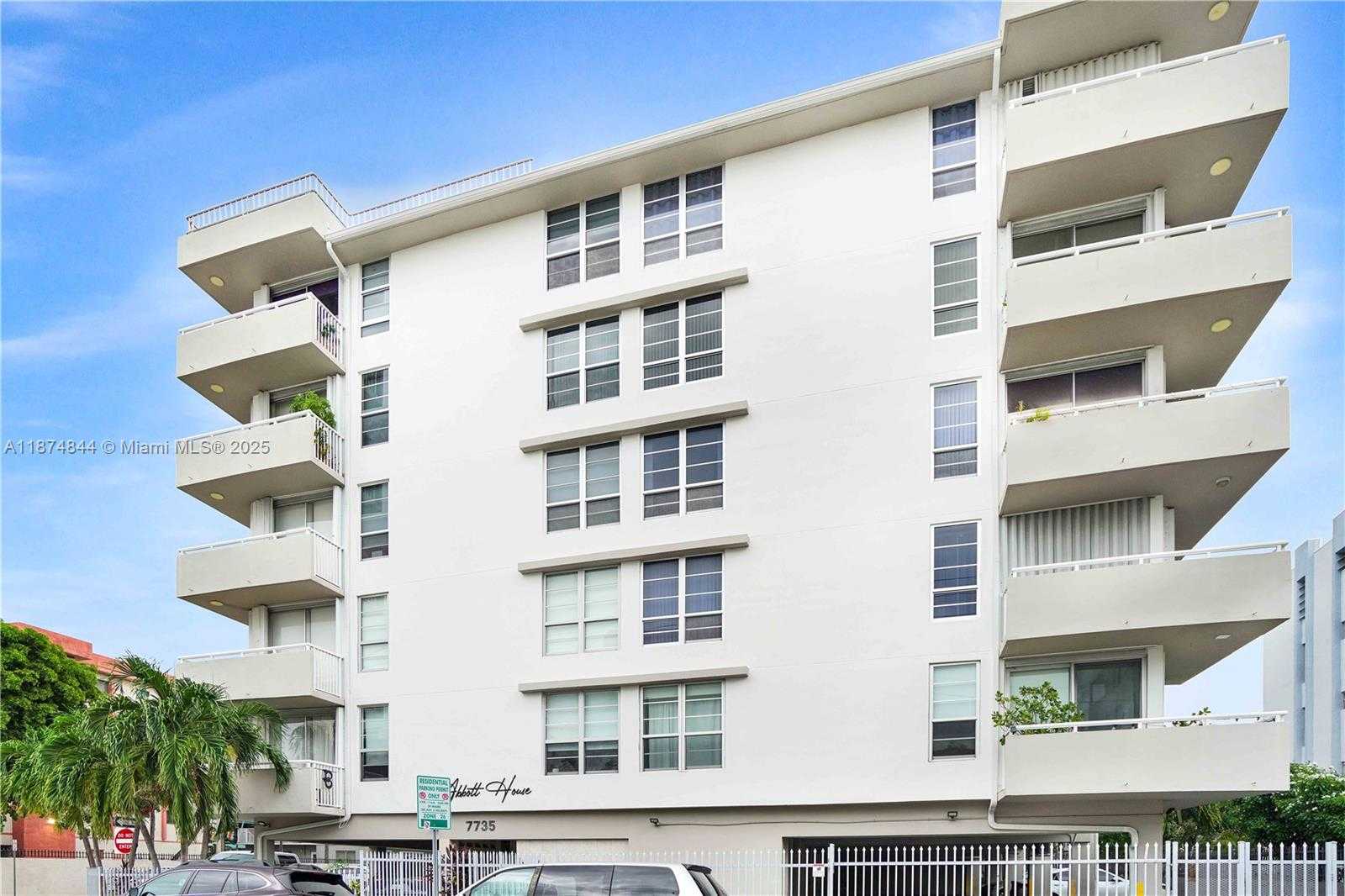 Small Image of 7735 ABBOTT AVE #5D, Miami Beach Number 19