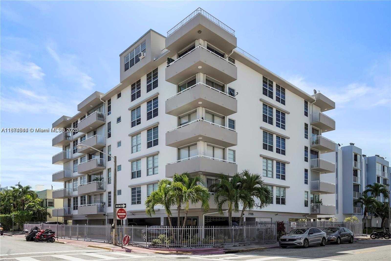 Small Image of 7735 ABBOTT AVE #5D, Miami Beach Number 22