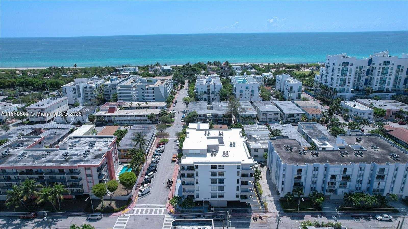 Small Image of 7735 ABBOTT AVE #5D, Miami Beach Number 54