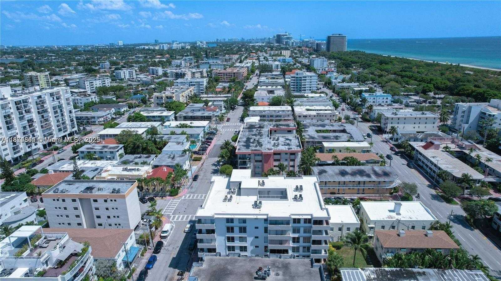 Small Image of 7735 ABBOTT AVE #5D, Miami Beach Number 57