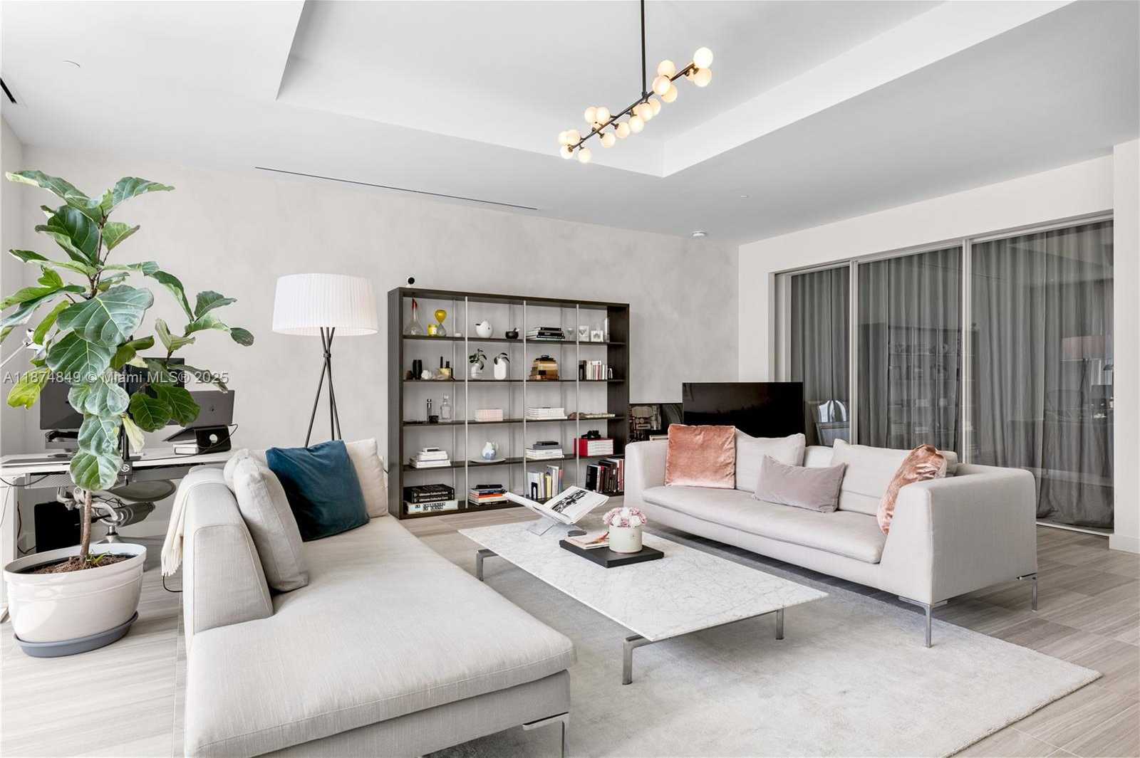 Small Image of 4701 NORTH MERIDIAN AVE #216, Miami Beach Number 3
