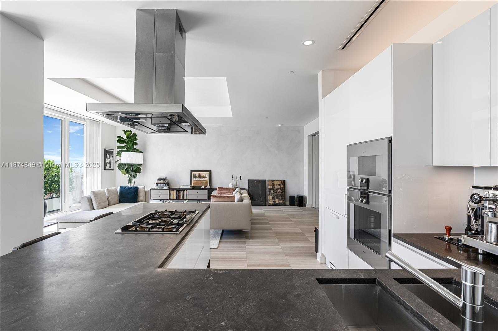 Small Image of 4701 NORTH MERIDIAN AVE #216, Miami Beach Number 6