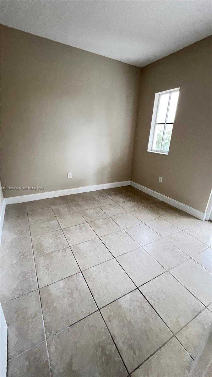 Small Image of 370 NORTH EAST 34TH AVE, Homestead Number 25