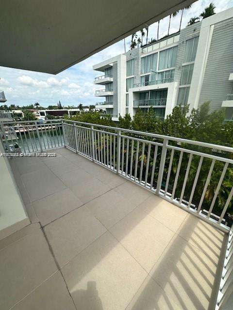 Small Image of 9500 WEST BAY HARBOR DR #4H, Bay Harbor Islands Number 6
