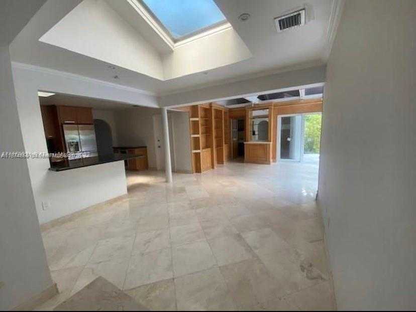 Small Image of 2195 SECOFFEE ST, Miami Number 15