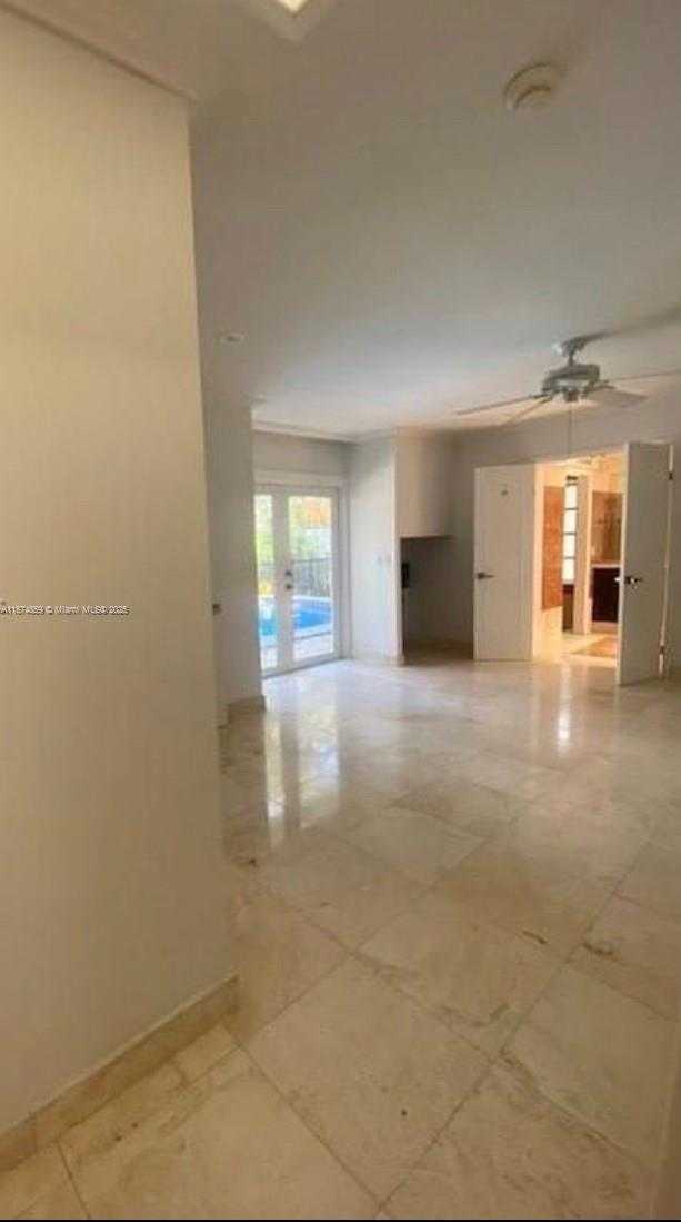 Small Image of 2195 SECOFFEE ST, Miami Number 9