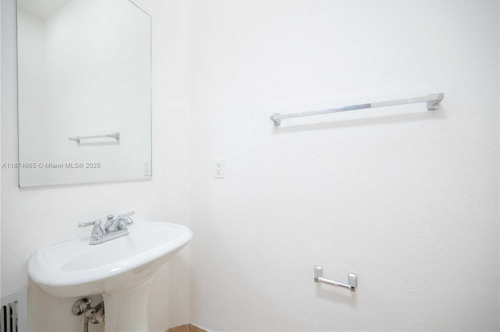 Small Image of 10870 NORTH WEST 88TH TER #209, Doral Number 10