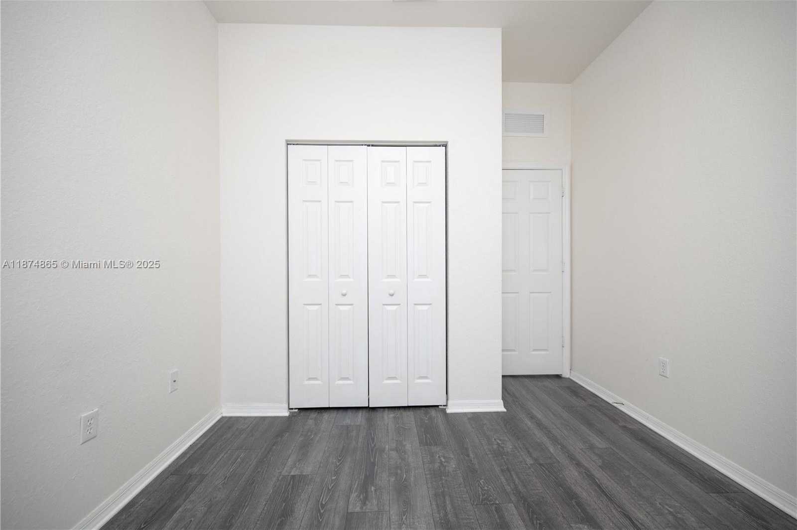 Small Image of 10870 NORTH WEST 88TH TER #209, Doral Number 16
