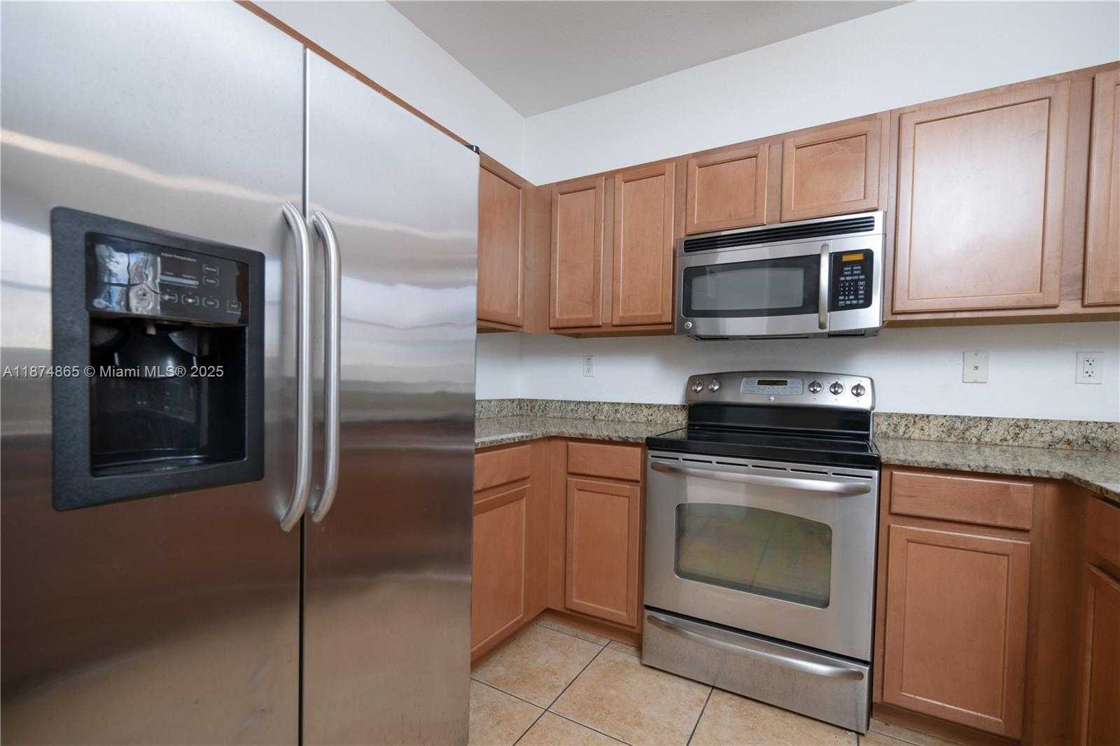 Small Image of 10870 NORTH WEST 88TH TER #209, Doral Number 8