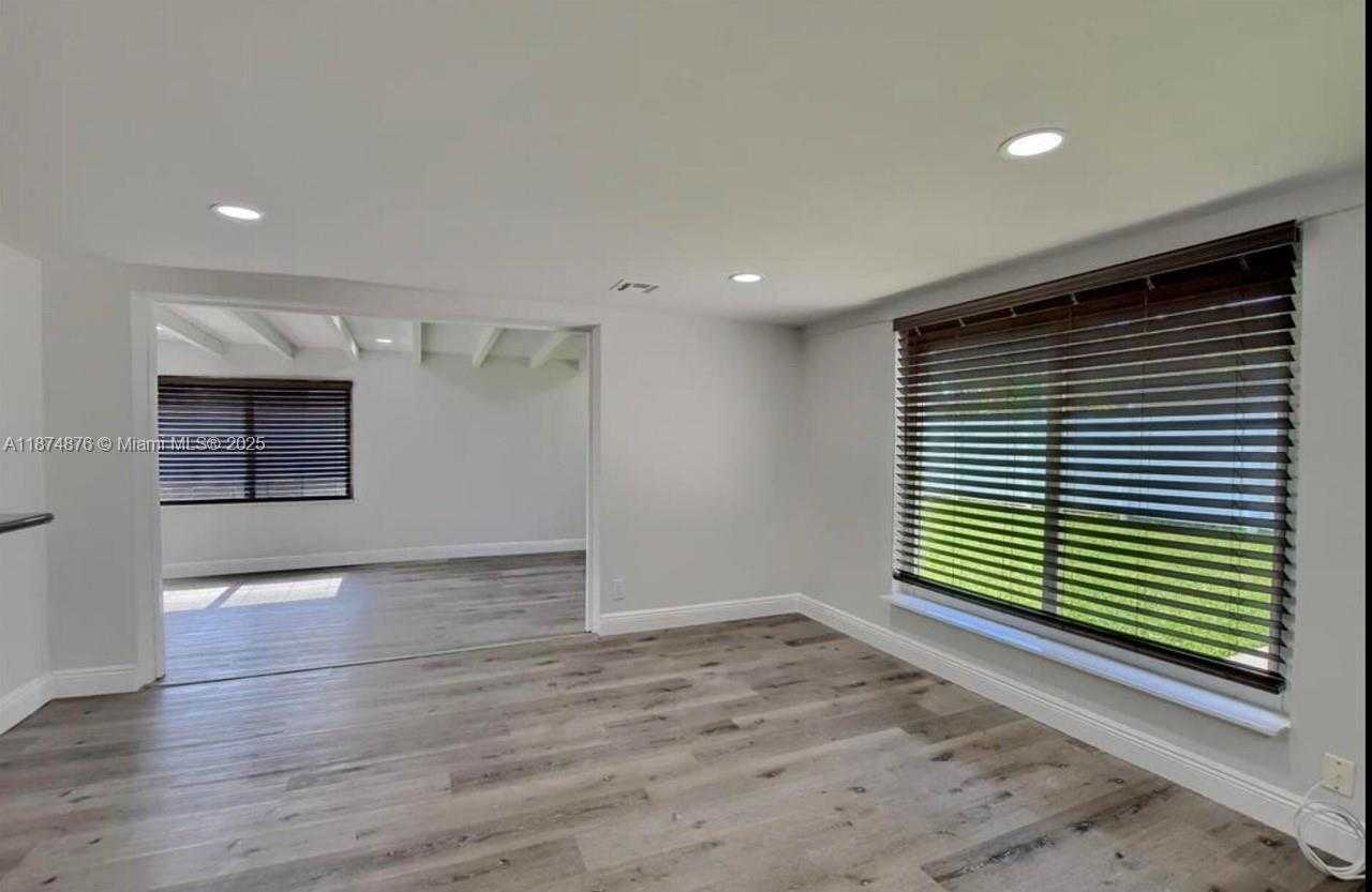 Small Image of 126 NORTH WEST 3RD CT, Boca Raton Number 10