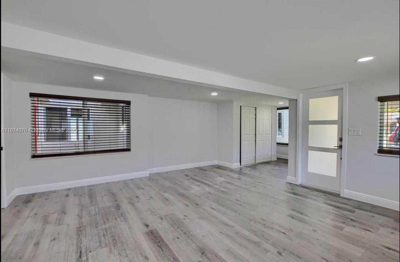 Small Image of 126 NORTH WEST 3RD CT, Boca Raton Number 13