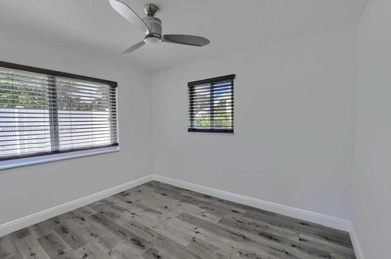 Small Image of 126 NORTH WEST 3RD CT, Boca Raton Number 19