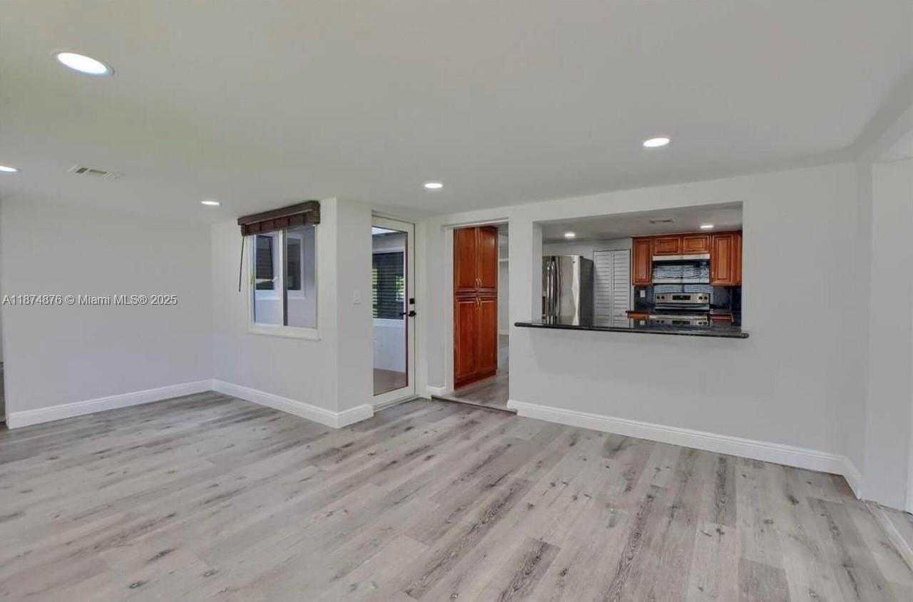 Small Image of 126 NORTH WEST 3RD CT, Boca Raton Number 27